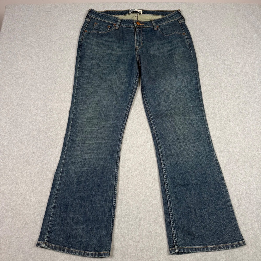 Signature by Levi Strauss & Co Low Rise Bootcut Jeans Blue Size 12 Short Curvy